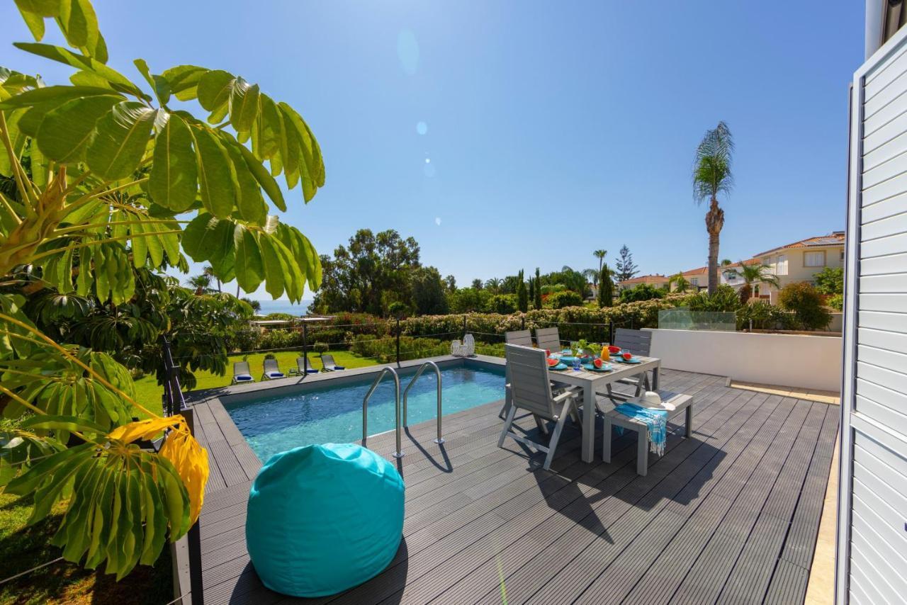 Protaras Sunrise Zen Seafront Villa Exterior photo