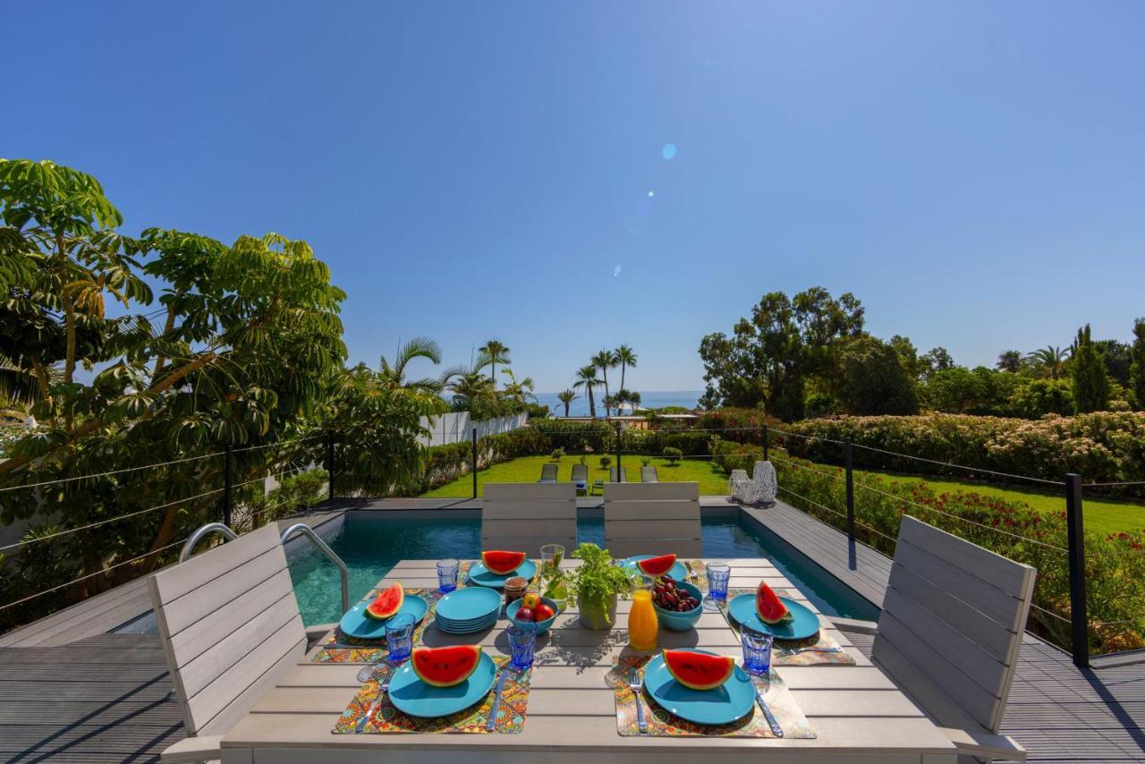 Protaras Sunrise Zen Seafront Villa Exterior photo