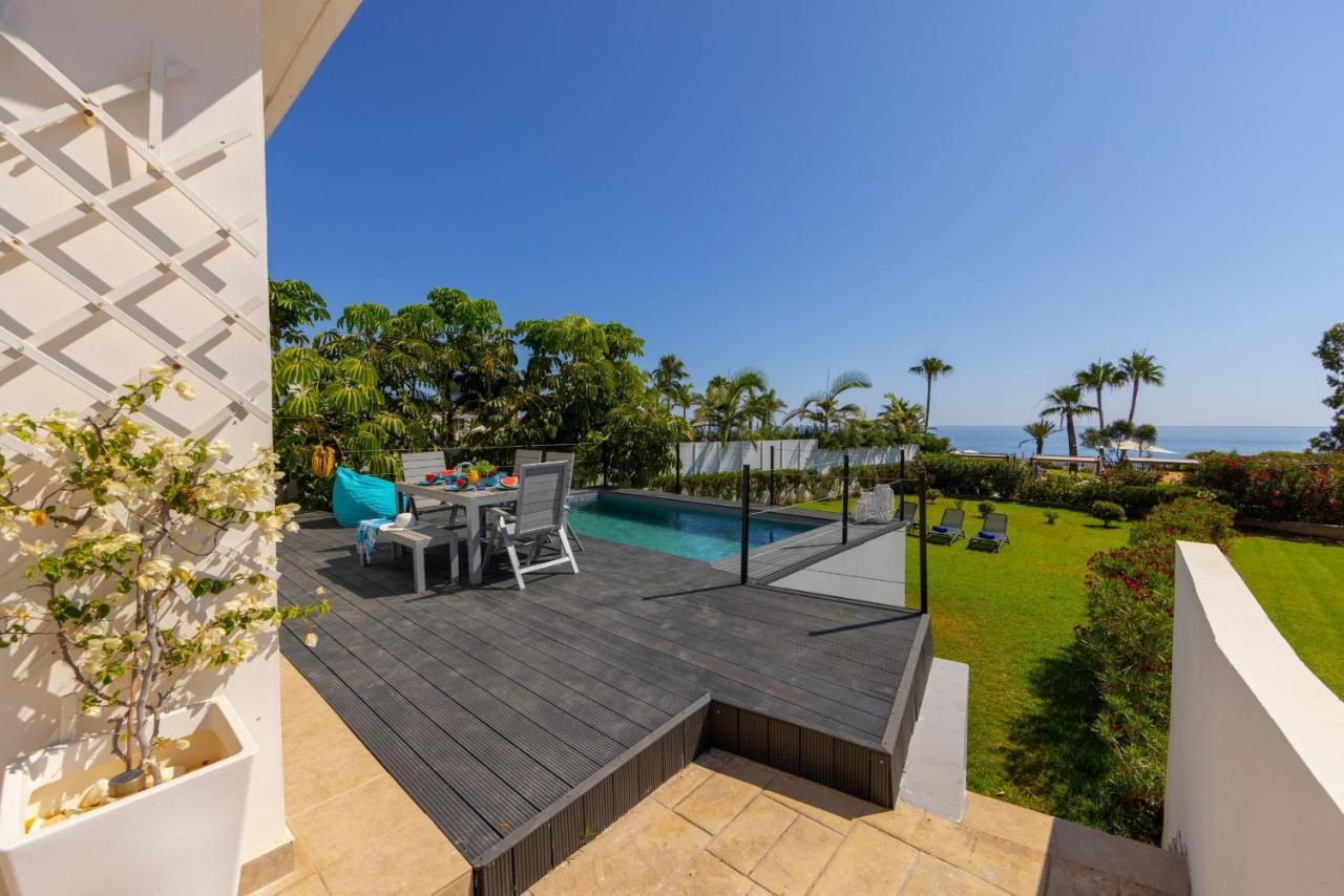 Protaras Sunrise Zen Seafront Villa Exterior photo